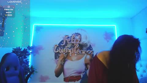 Snapshot of evelyn_mature19 chatting on 02-21-25, 07:21 Juliana online show from 02-21-25, 07:21