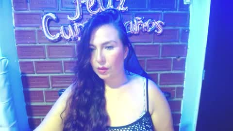 Snapshot of evelyn_mature19 chatting on 02-22-25, 07:14 Juliana online show from 02-22-25, 07:14