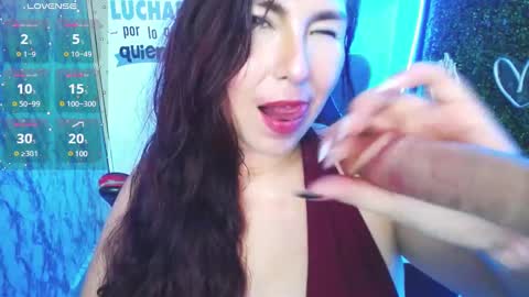 Snapshot of evelyn_mature19 chatting on 03-05-25, 07:27 Juliana online show from 03-05-25, 07:27