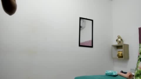 evelyn_morgan1 online show from 10-18-25, 12:35