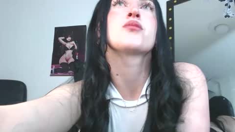 Julieta online show from 03-10-26, 04:50