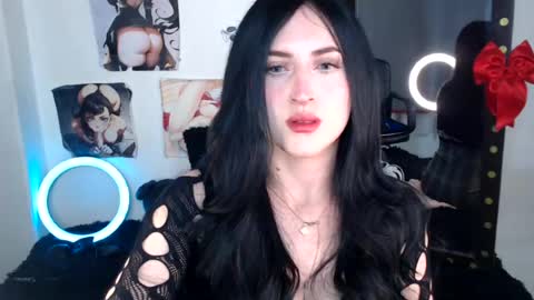 Snapshot of evelyn_sheeran chatting on 07-02-26, 06:19 Julieta online show from 07-02-26, 06:19