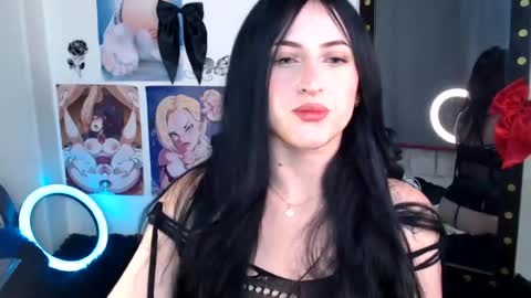 Snapshot of evelyn_sheeran chatting on 07-31-26, 06:35 Julieta online show from 07-31-26, 06:35