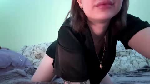 Evelyn online show from 01-06-26, 01:59