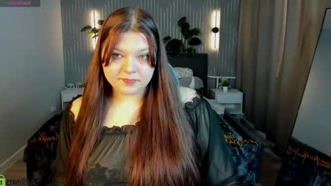 Evelyne Loo online show from 04-29-26, 09:13