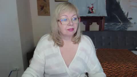 BarbaraBlondy online show from 12-17-25, 07:31