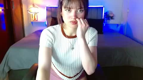 Snapshot of evelynn_fox_ chatting on 06-11-26, 07:12 evelynn_fox_ online show from 06-11-26, 07:12
