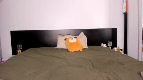 Evelyne online show from 01-16-26, 09:08