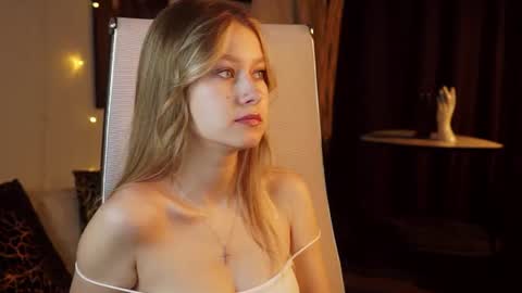 Snapshot of evemundie chatting on 06-16-26, 12:30 Eve online show from 06-16-26, 12:30