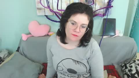 Everly online show from 12-21-24, 04:36