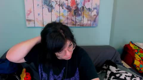 Everly online show from 04-04-26, 12:09