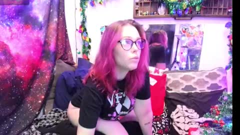 Evie online show from 12-16-24, 04:45