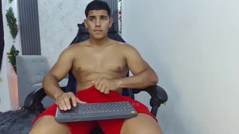 luis online show from 09-24-25, 05:49