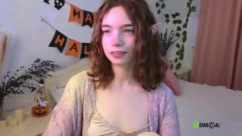evi_brook online show from 10-22-25, 01:44