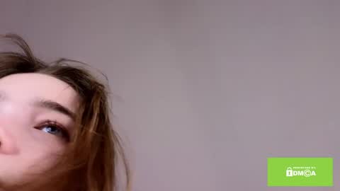 Snapshot of evi_brook chatting on 05-09-26, 11:37 evi_brook online show from 05-09-26, 11:37