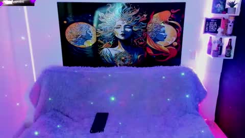 Snapshot of evie99_ chatting on 02-25-25, 03:27 Evie99  online show from 02-25-25, 03:27