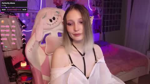 Evie online show from 10-22-25, 11:37