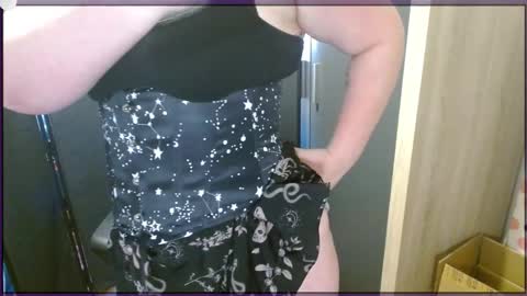 Eviebug - eviebuglil Onlyfans for VIPs online show from 09-15-25, 09:20