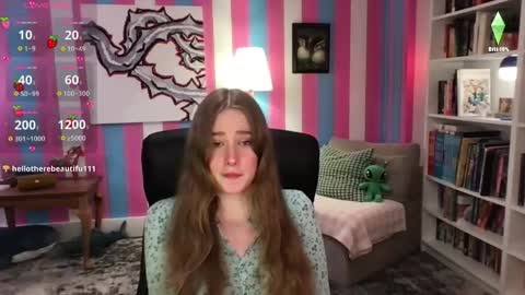 Snapshot of eviecam chatting on 05-31-26, 05:31 Evie3 online show from 05-31-26, 05:31