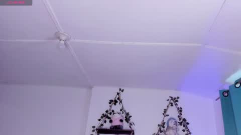 Ivi Alejandra  online show from 07-23-26, 07:01