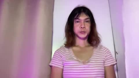 Snapshot of evielyn23 chatting on 03-02-26, 10:22 evielyn23 online show from 03-02-26, 10:22