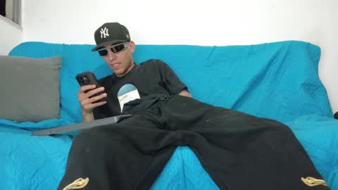 Snapshot of evil_boss1 chatting on 06-27-26, 08:08 evil_boss1 online show from 06-27-26, 08:08