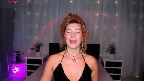 Evolet online show from 07-12-26, 12:18