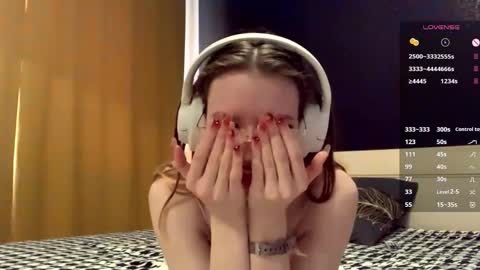 Eva online show from 09-16-25, 09:21