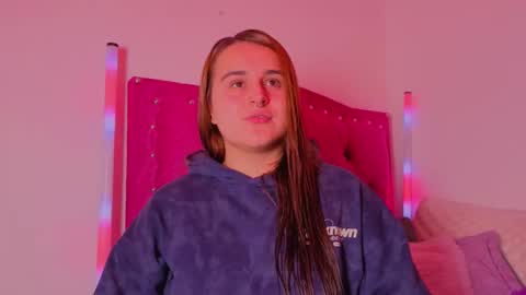 EVY online show from 11-22-25, 01:04