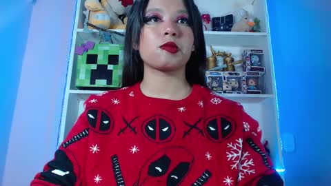 Snapshot of evybubbles_ chatting on 12-26-24, 04:58 Im Evy online show from 12-26-24, 04:58