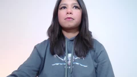 Snapshot of evybubbles_ chatting on 01-07-26, 04:42 Im Evy online show from 01-07-26, 04:42