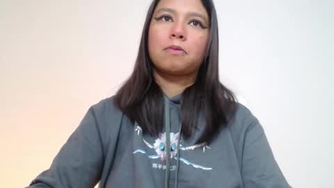 Snapshot of evybubbles_ chatting on 01-12-26, 03:28 Im Evy online show from 01-12-26, 03:28