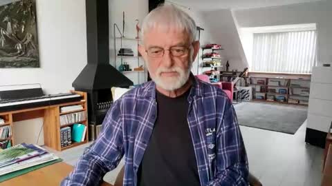 Naaktloper online show from 06-04-26, 01:17