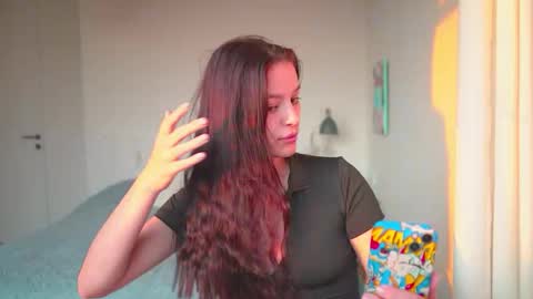 ewelynscott online show from 11-07-25, 01:33