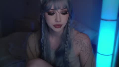 Alyson online show from 01-22-25, 04:02