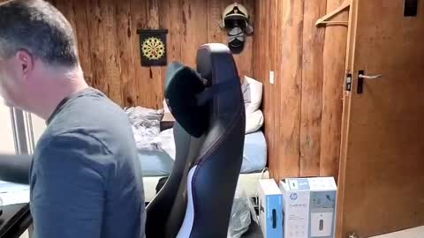 Snapshot of exibe1219 chatting on 02-07-25, 09:58 exibe1219 online show from 02-07-25, 09:58