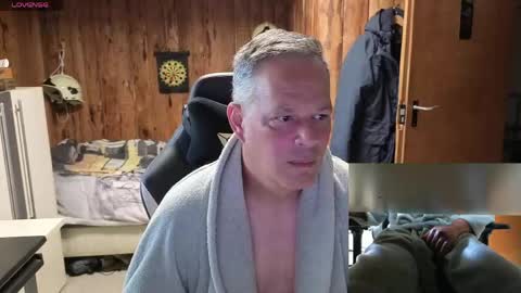 exibe1219 online show from 04-22-26, 09:11