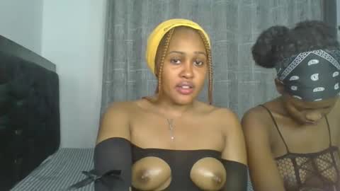 exotic_cutiee online show from 05-27-26, 06:27