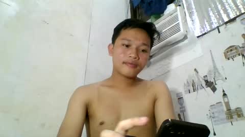 Snapshot of exotichugecock chatting on 12-19-24, 11:46 Jan online show from 12-19-24, 11:46