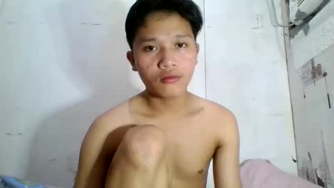 Snapshot of exotichugecock chatting on 01-09-25, 04:17 Jan online show from 01-09-25, 04:17