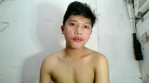 Snapshot of exotichugecock chatting on 01-22-25, 09:32 Jan online show from 01-22-25, 09:32