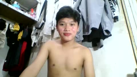 Snapshot of exotichugecock chatting on 02-12-25, 09:52 Jan online show from 02-12-25, 09:52