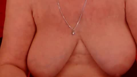 Alana online show from 01-17-25, 01:47