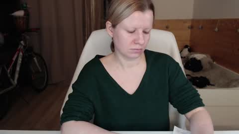 Snapshot of exponentex5 chatting on 12-02-24, 04:53 Crystal online show from 12-02-24, 04:53