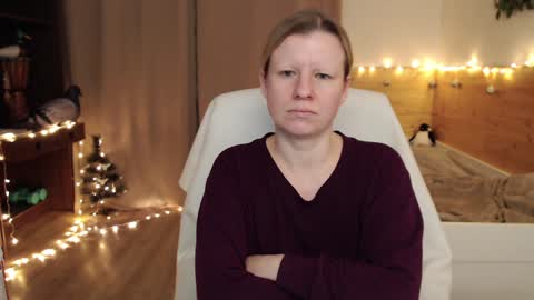 Snapshot of exponentex5 chatting on 12-31-24, 03:45 Crystal online show from 12-31-24, 03:45