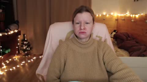 Snapshot of exponentex5 chatting on 01-09-25, 05:02 Crystal online show from 01-09-25, 05:02