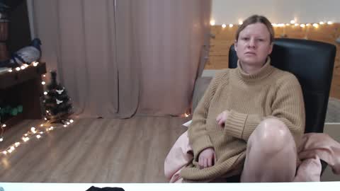 Snapshot of exponentex5 chatting on 01-27-25, 12:26 Crystal online show from 01-27-25, 12:26