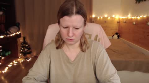 Snapshot of exponentex5 chatting on 02-03-25, 10:32 Crystal online show from 02-03-25, 10:32