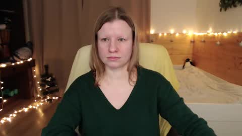 Snapshot of exponentex5 chatting on 02-15-25, 10:21 Crystal online show from 02-15-25, 10:21