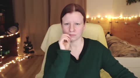 Snapshot of exponentex5 chatting on 02-24-25, 10:14 Crystal online show from 02-24-25, 10:14